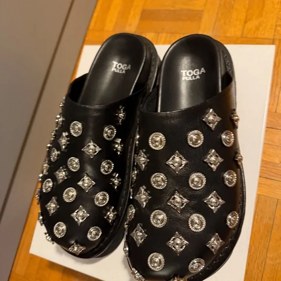 Toga pulla - Picture 2 of 4